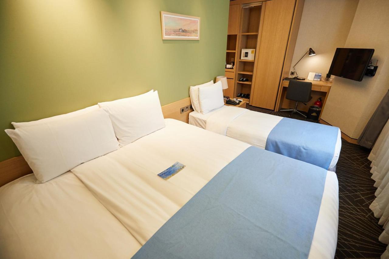 Days Hotel By Wyndham Seoul Myeongdong Exterior foto