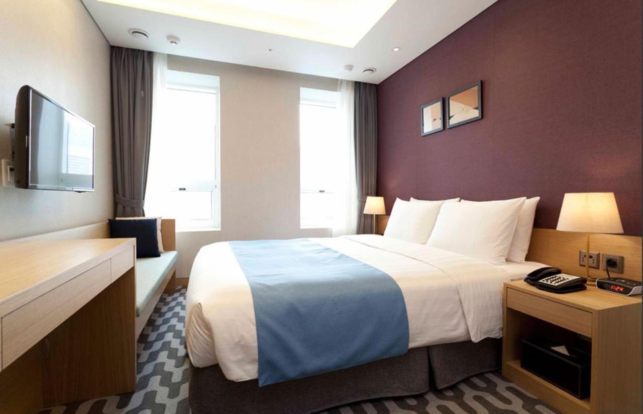 Days Hotel By Wyndham Seoul Myeongdong Exterior foto