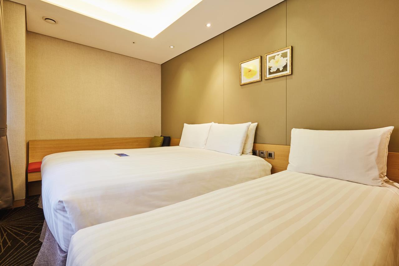 Days Hotel By Wyndham Seoul Myeongdong Exterior foto